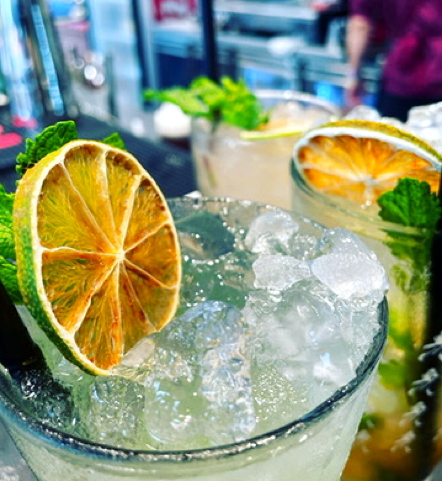 Mojito z kruszonym lodem i suszoną limonką